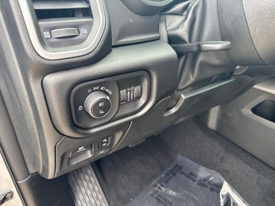 2027 RAM Ram 1500 RAM 1500 BIG HORN CREW CAB 4X4 5'7' BOX