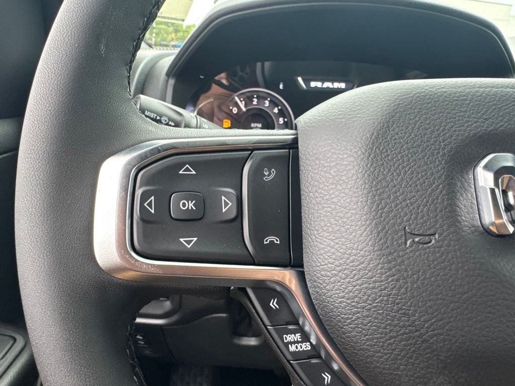 2027 RAM Ram 1500 RAM 1500 BIG HORN CREW CAB 4X4 5'7' BOX