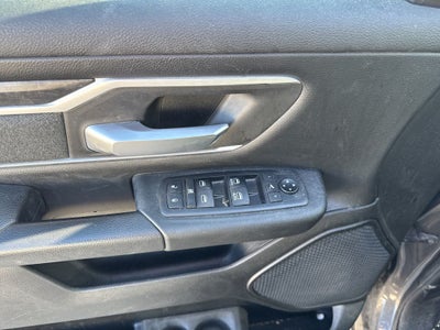 2020 RAM 1500 Big Horn Crew Cab 4x4 5'7' Box