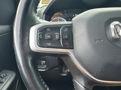 2022 RAM 1500 Big Horn Crew Cab 4x4 5'7' Box
