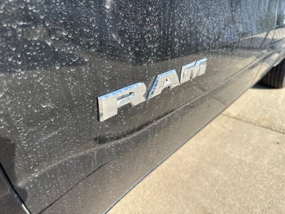 2022 RAM 1500 Big Horn Crew Cab 4x4 5'7' Box
