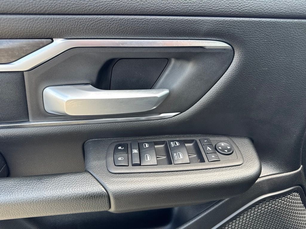 2024 RAM 1500 Big Horn Crew Cab 4x4 5'7' Box