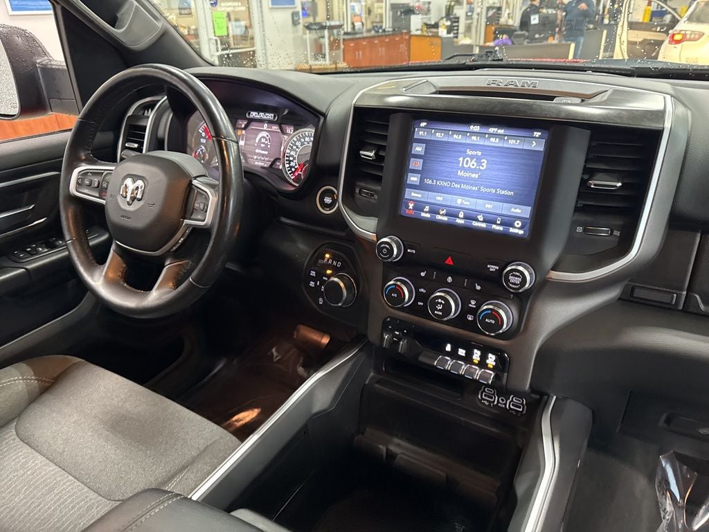 2020 RAM 1500 Big Horn Crew Cab 4x4 5'7' Box