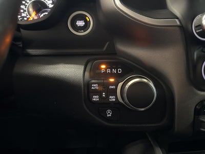 2020 RAM 1500 Big Horn Crew Cab 4x4 5'7' Box