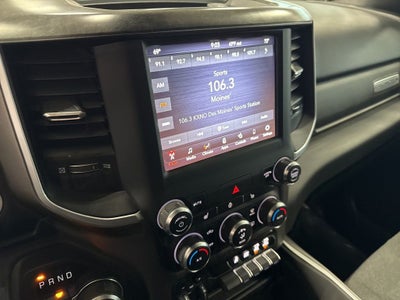 2020 RAM 1500 Big Horn Crew Cab 4x4 5'7' Box