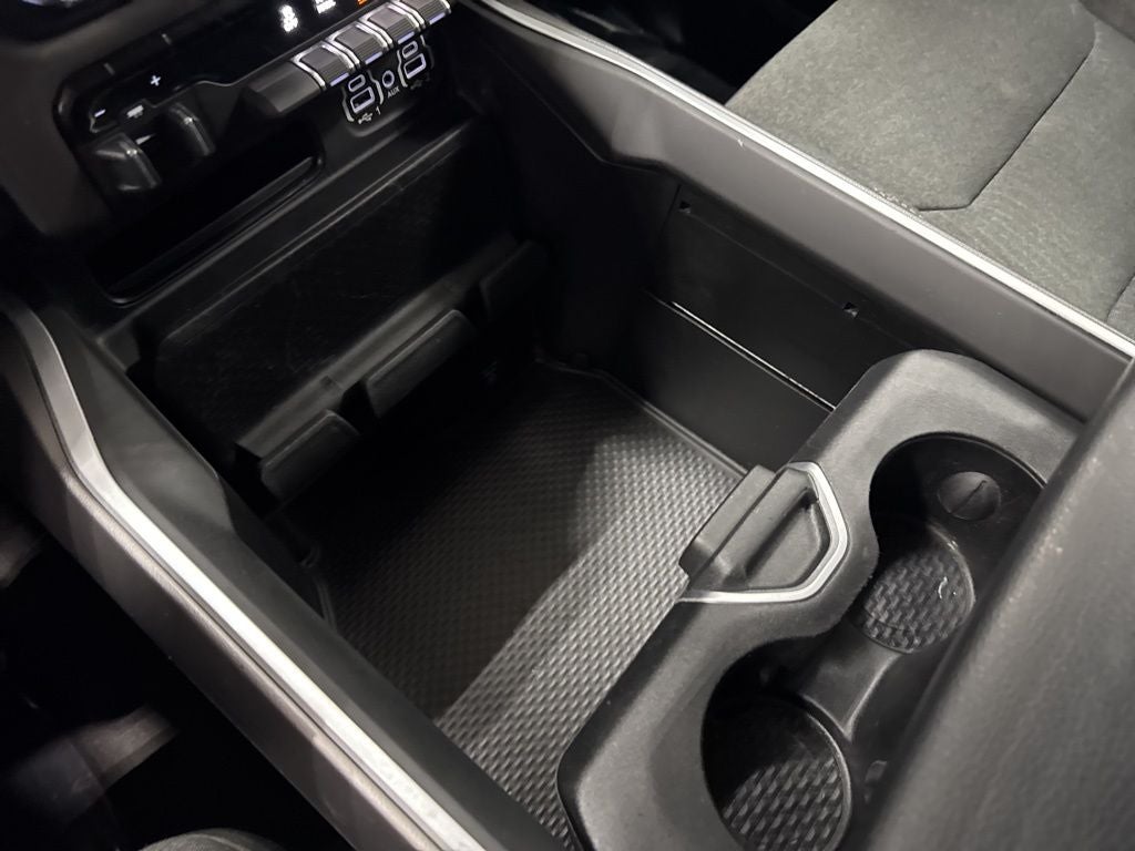 2020 RAM 1500 Big Horn Crew Cab 4x4 5'7' Box