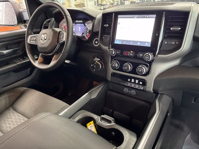 2027 RAM Ram 1500 RAM 1500 EXPRESS CREW CAB 4X4 5'7' BOX