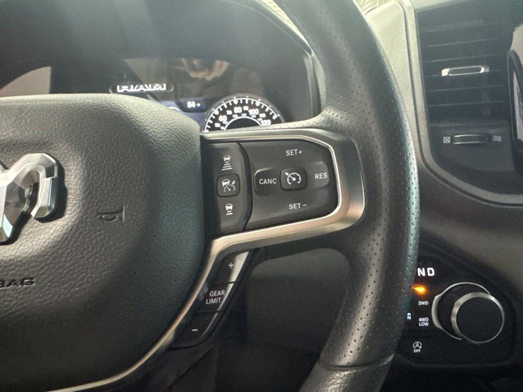 2027 RAM Ram 1500 RAM 1500 EXPRESS CREW CAB 4X4 5'7' BOX