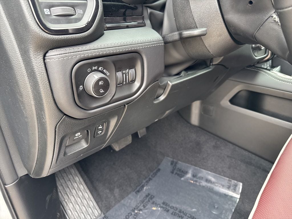 2026 RAM Ram 1500 RAM 1500 LIMITED CREW CAB 4X4 5'7' BOX
