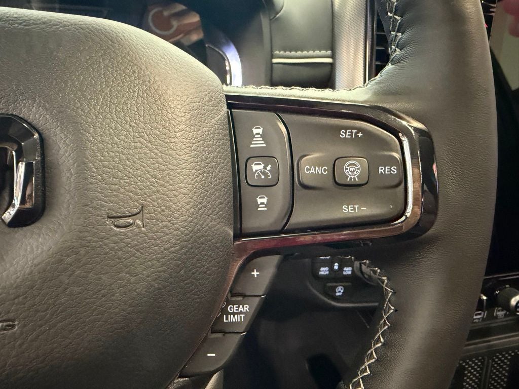 2026 RAM Ram 1500 RAM 1500 LIMITED CREW CAB 4X4 5'7' BOX