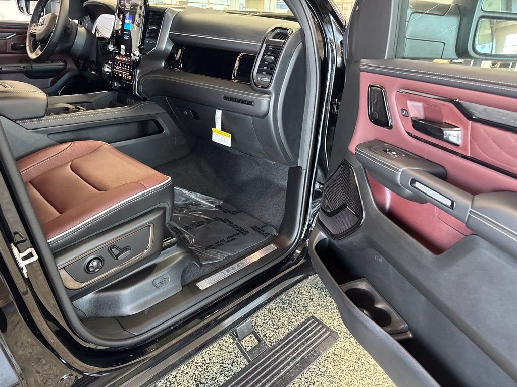 2027 RAM Ram 1500 RAM 1500 LIMITED CREW CAB 4X4 5'7' BOX