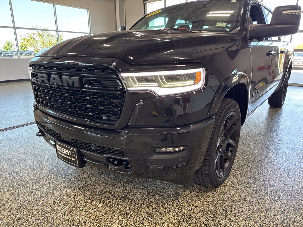 2027 RAM Ram 1500 RAM 1500 LIMITED CREW CAB 4X4 5'7' BOX