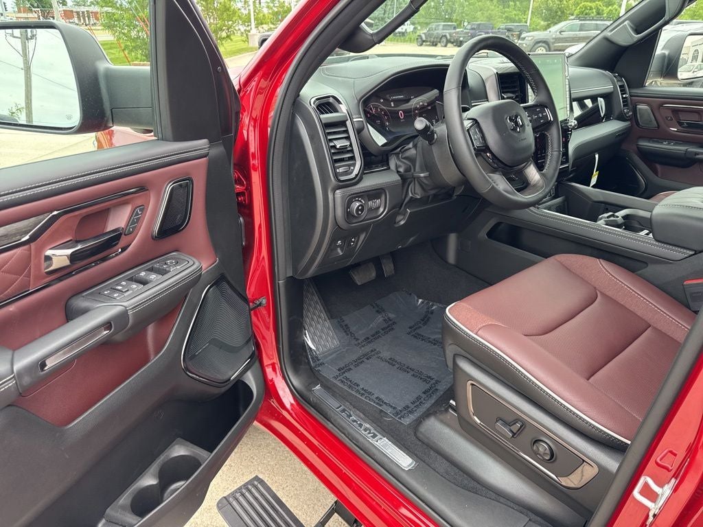 2026 RAM Ram 1500 RAM 1500 LIMITED CREW CAB 4X4 5'7' BOX