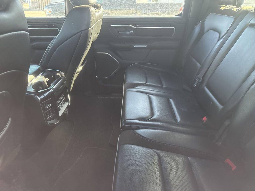 2022 RAM 1500 Laramie Crew Cab 4x4 5'7' Box