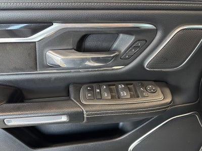 2022 RAM 1500 Laramie Crew Cab 4x4 5'7' Box