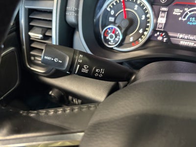 2022 RAM 1500 Laramie Crew Cab 4x4 5'7' Box