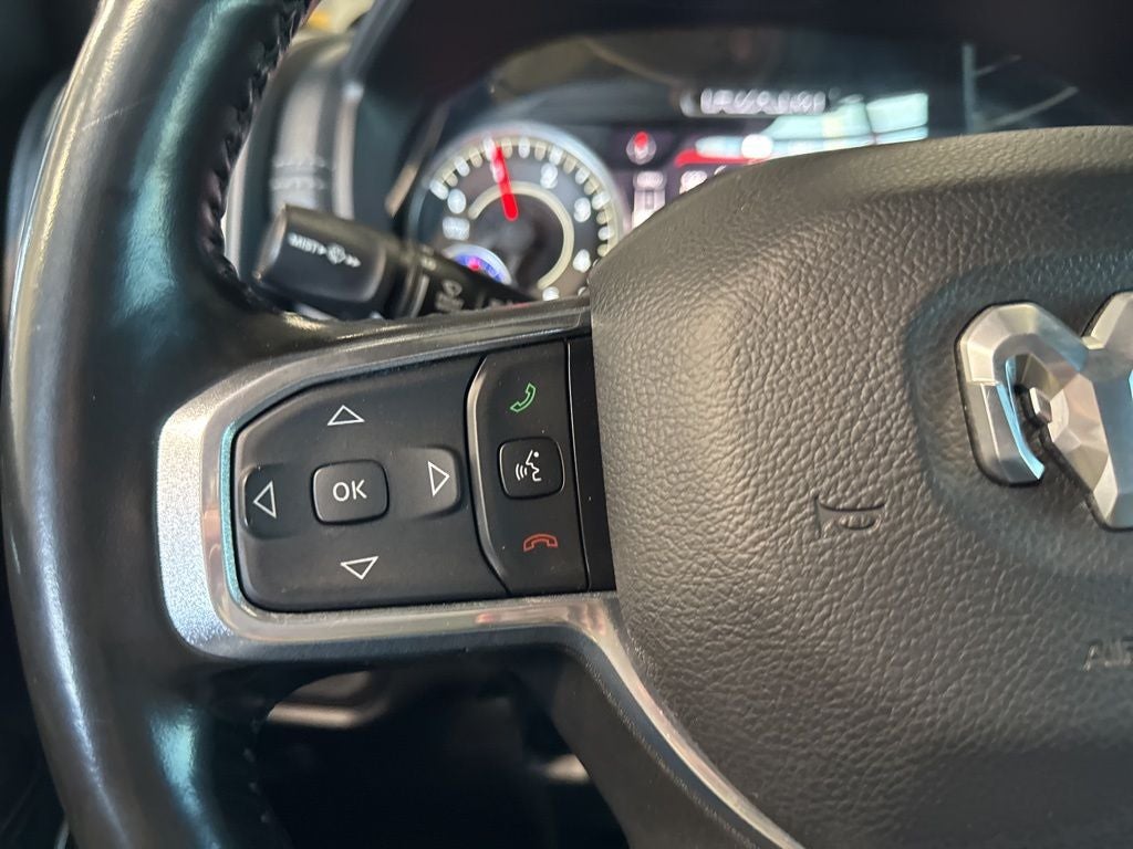 2022 RAM 1500 Laramie Crew Cab 4x4 5'7' Box