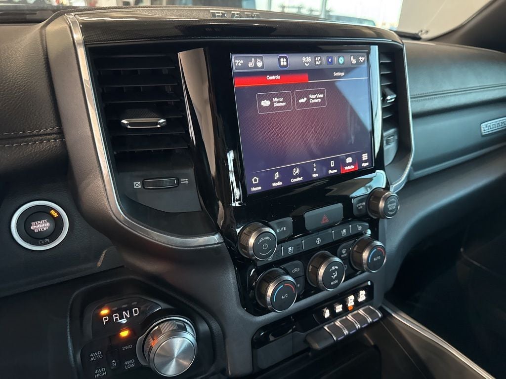 2022 RAM 1500 Laramie Crew Cab 4x4 5'7' Box