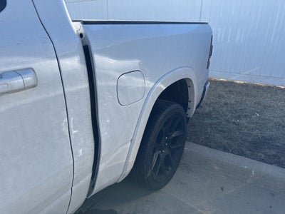 2022 RAM 1500 Laramie Crew Cab 4x4 5'7' Box