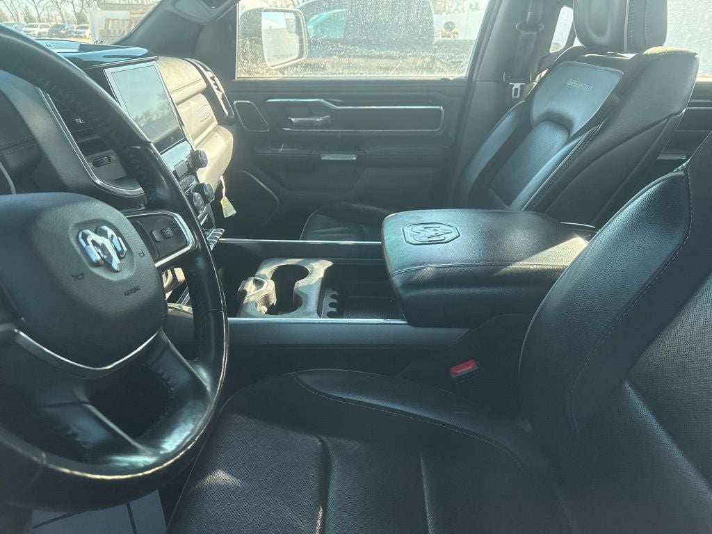 2022 RAM 1500 Laramie Crew Cab 4x4 5'7' Box