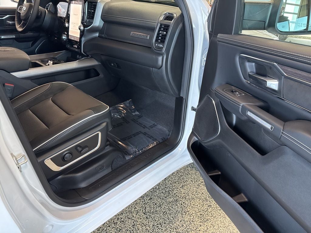 2025 RAM 1500 Laramie Crew Cab 4x4 5'7' Box