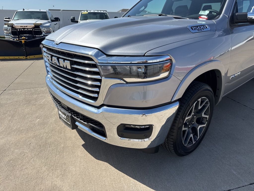 2025 RAM 1500 Laramie Crew Cab 4x4 5'7' Box
