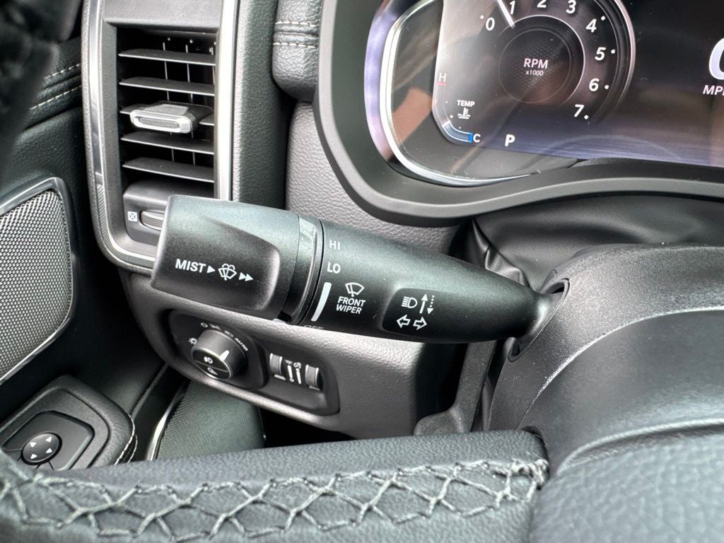 2027 RAM Ram 1500 RAM 1500 LARAMIE CREW CAB 4X4 5'7' BOX