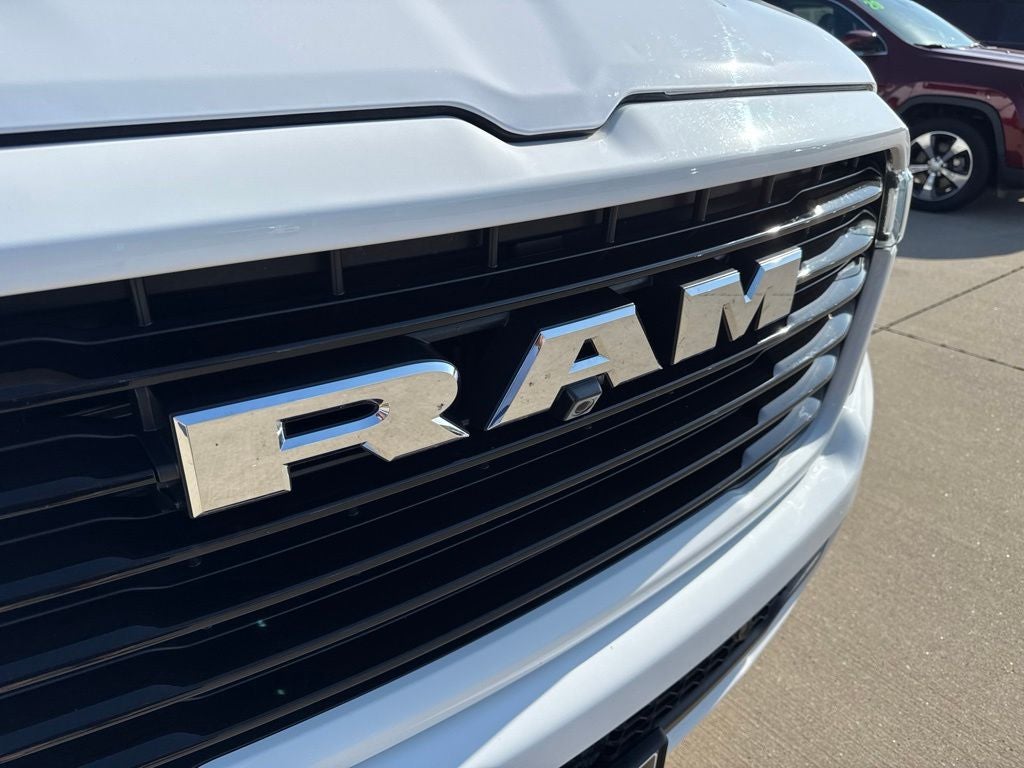 2025 RAM 1500 Laramie Crew Cab 4x4 5'7' Box