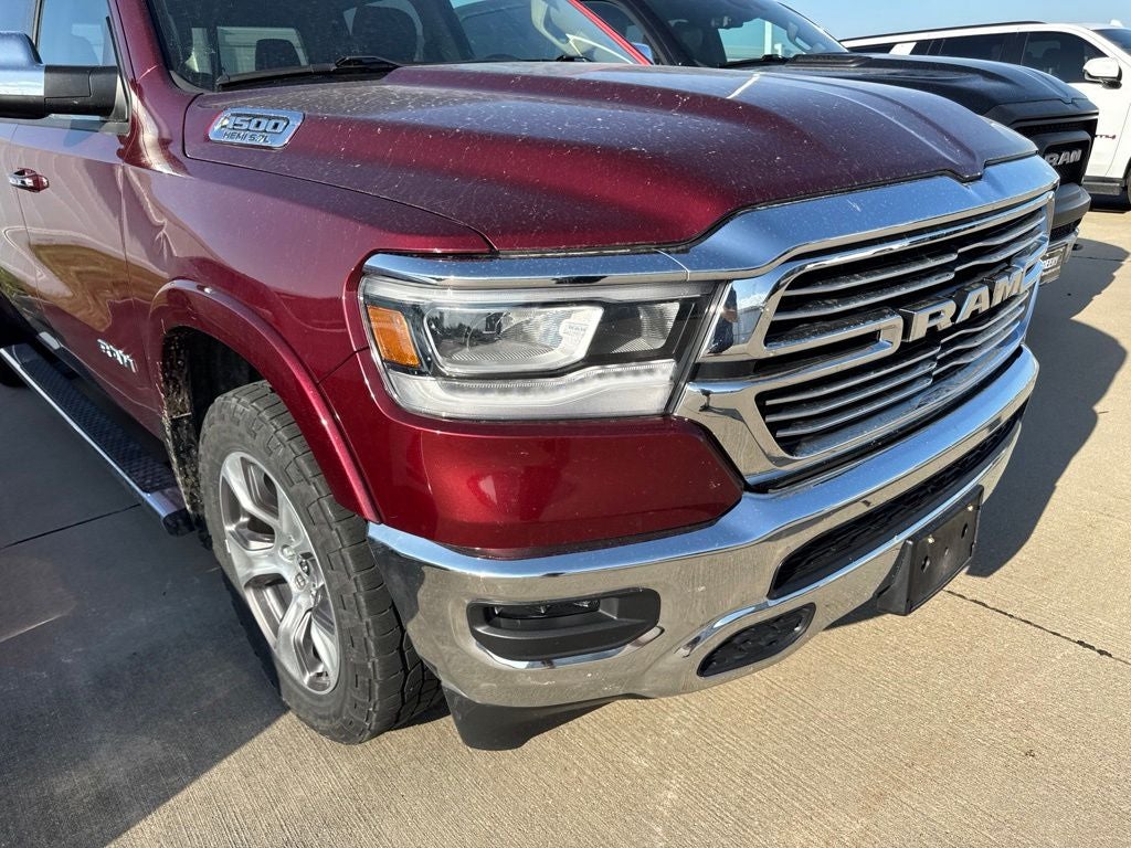 2020 RAM 1500 Laramie Crew Cab 4x4 5'7' Box