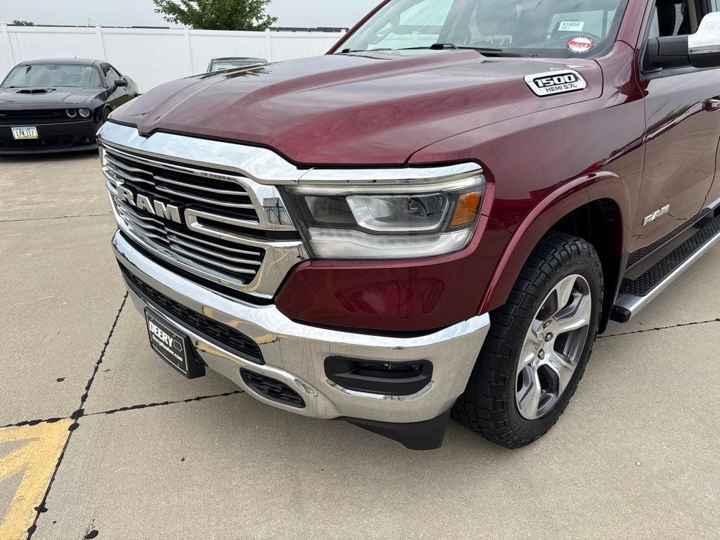 2020 RAM 1500 Laramie Crew Cab 4x4 5'7' Box