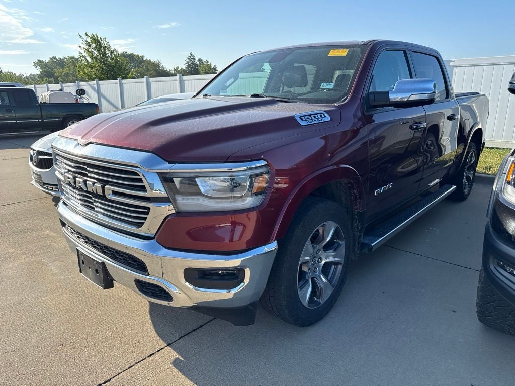 2020 RAM 1500 Laramie Crew Cab 4x4 5'7' Box