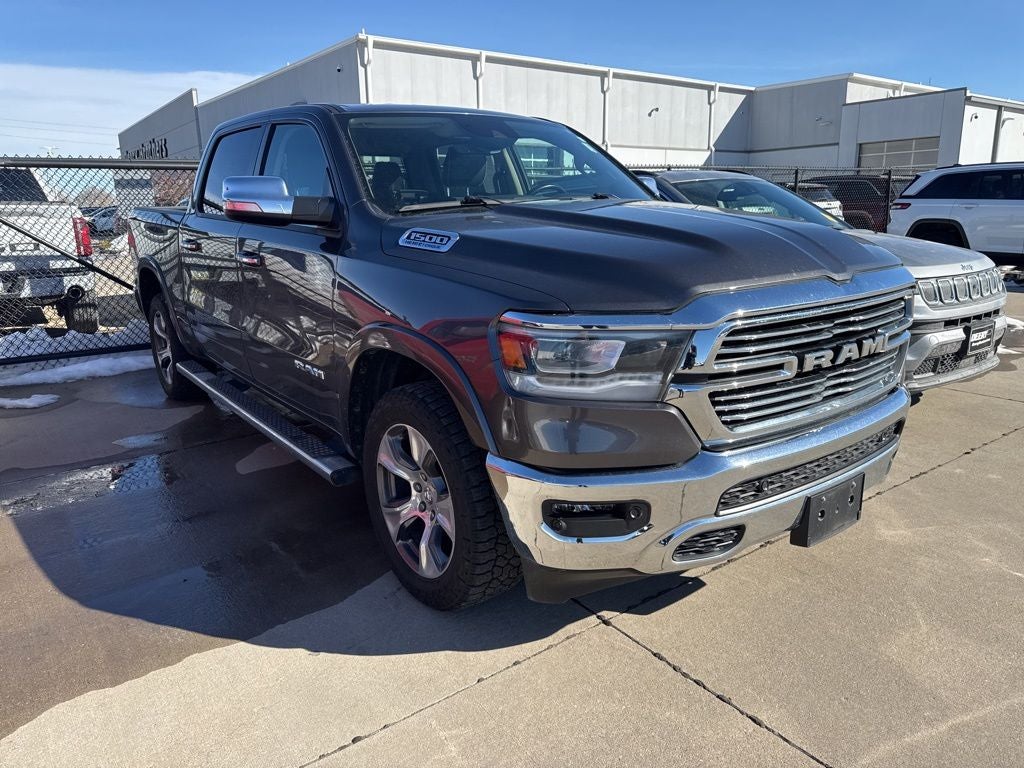 2021 RAM 1500 Laramie Crew Cab 4x4 5'7' Box