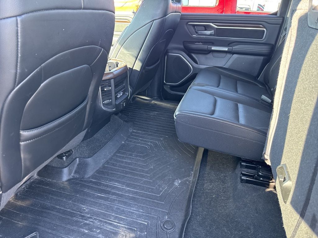 2021 RAM 1500 Laramie Crew Cab 4x4 5'7' Box