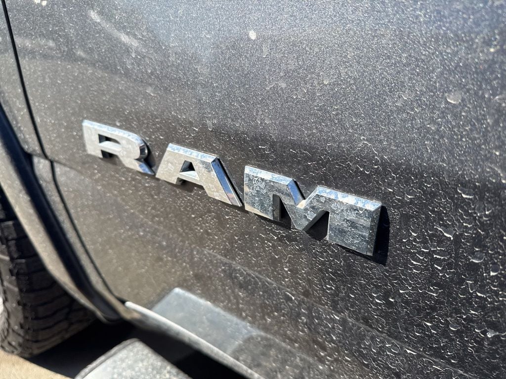 2021 RAM 1500 Laramie Crew Cab 4x4 5'7' Box