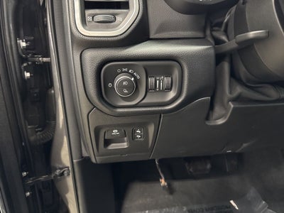 2021 RAM 1500 Laramie Crew Cab 4x4 5'7' Box