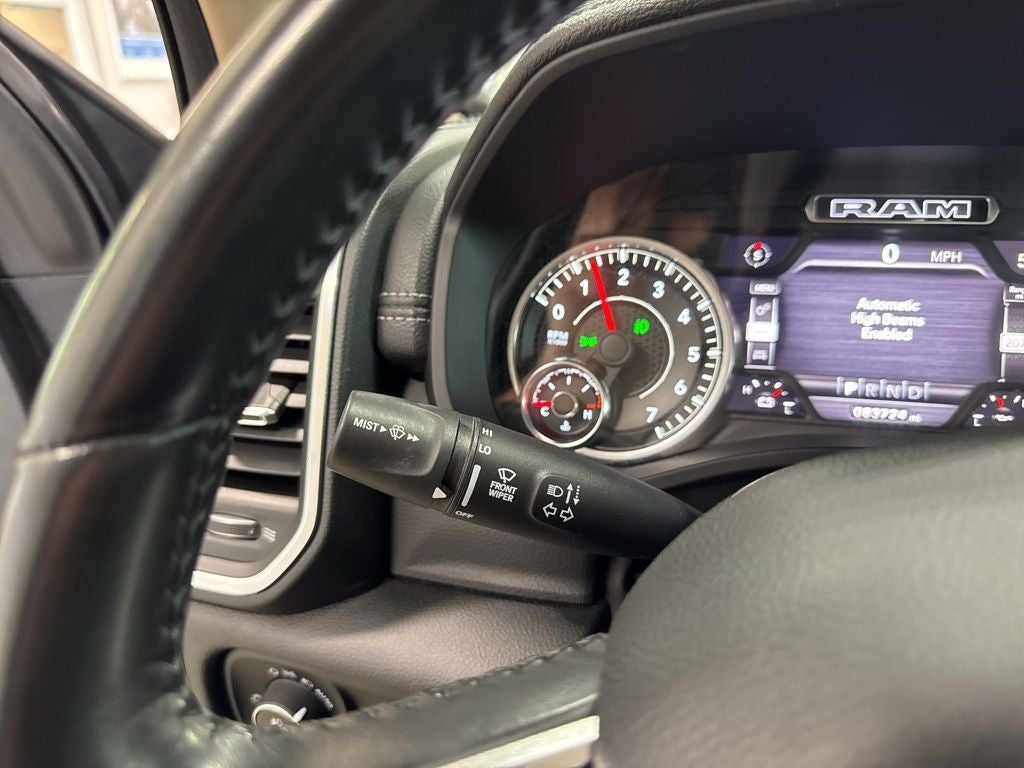 2021 RAM 1500 Laramie Crew Cab 4x4 5'7' Box