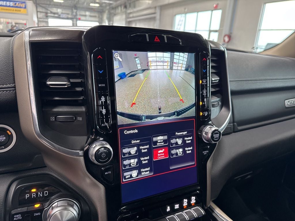 2021 RAM 1500 Laramie Crew Cab 4x4 5'7' Box