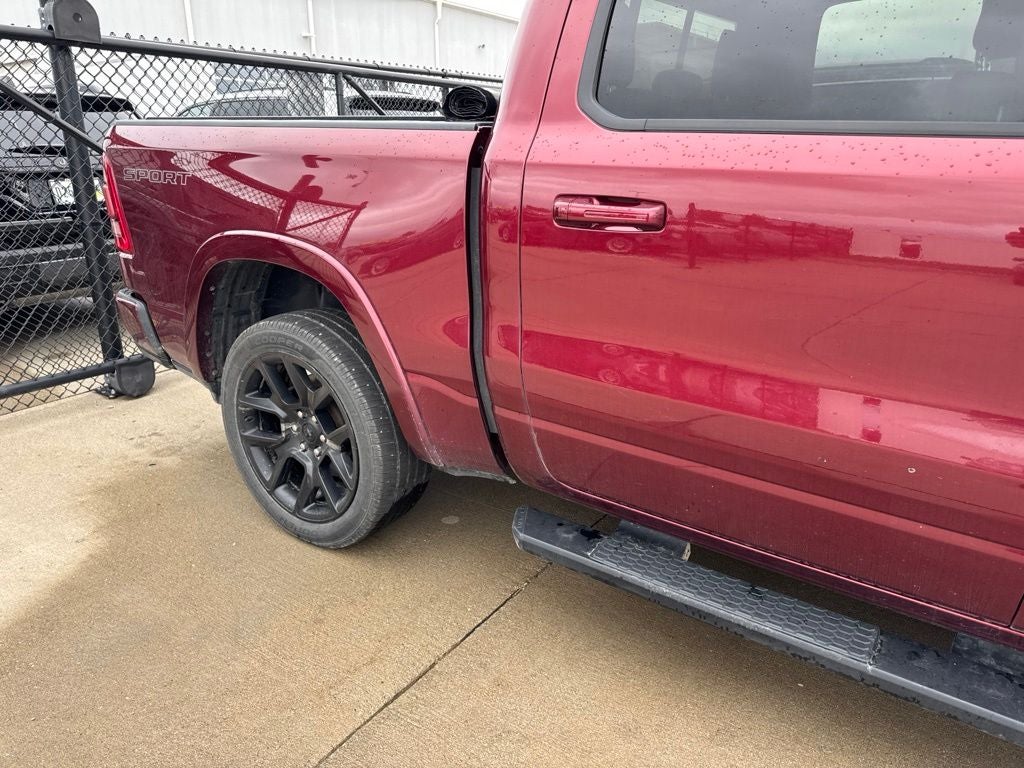 2022 RAM 1500 Laramie Crew Cab 4x4 5'7' Box
