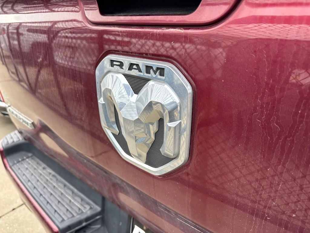 2022 RAM 1500 Laramie Crew Cab 4x4 5'7' Box