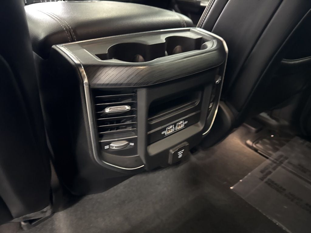 2023 RAM 1500 Laramie Crew Cab 4x4 5'7' Box