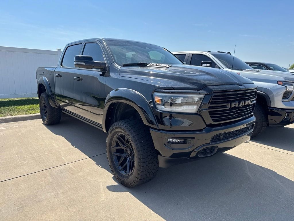 2023 RAM 1500 Laramie Crew Cab 4x4 5'7' Box