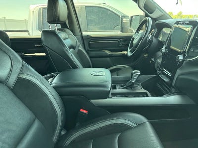 2023 RAM 1500 Laramie Crew Cab 4x4 5'7' Box