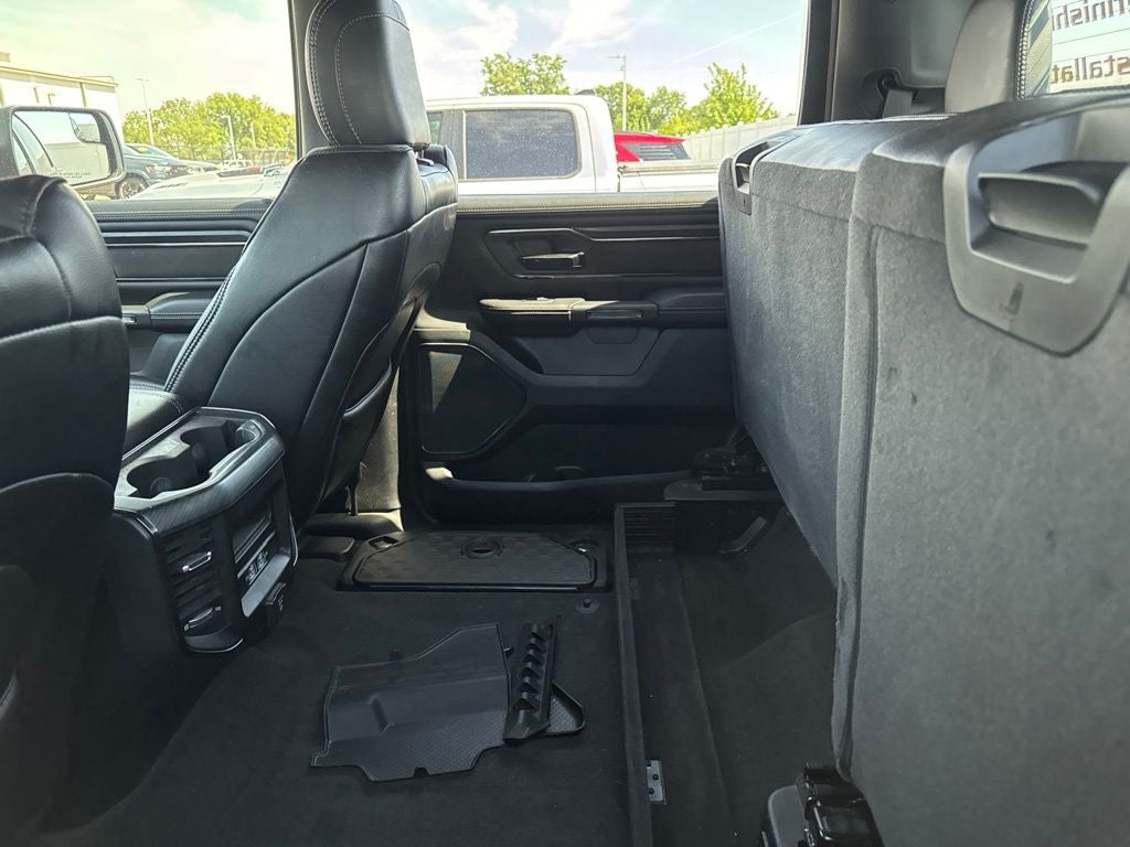 2023 RAM 1500 Laramie Crew Cab 4x4 5'7' Box