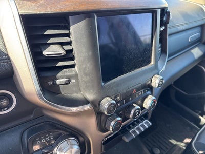 2021 RAM 1500 Laramie Crew Cab 4x4 5'7' Box