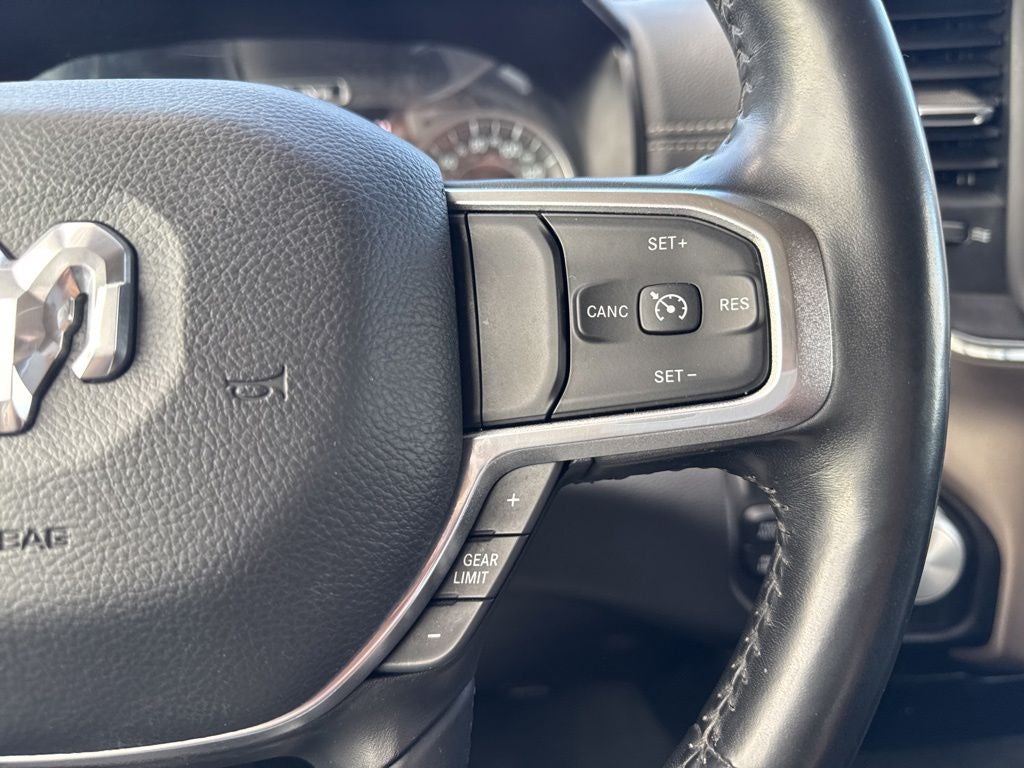2021 RAM 1500 Laramie Crew Cab 4x4 5'7' Box
