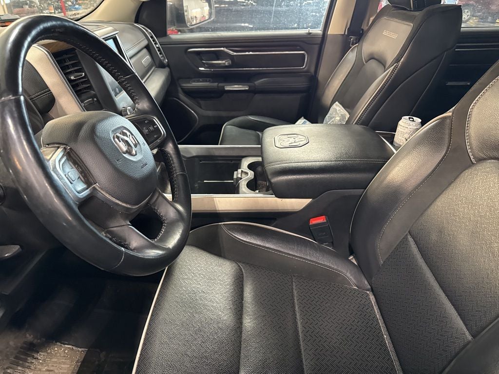 2022 RAM 1500 Laramie Crew Cab 4x4 5'7' Box