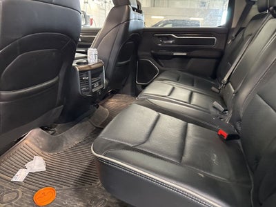 2022 RAM 1500 Laramie Crew Cab 4x4 5'7' Box