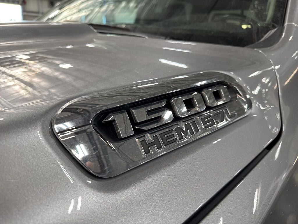 2022 RAM 1500 Laramie Crew Cab 4x4 5'7' Box