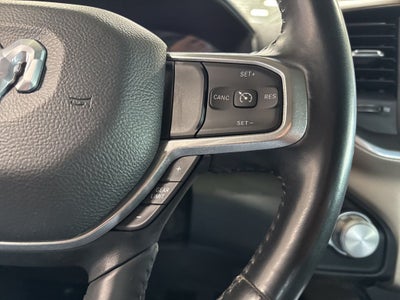 2022 RAM 1500 Laramie Crew Cab 4x4 5'7' Box