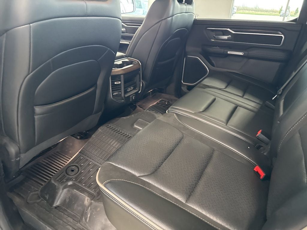 2022 RAM 1500 Laramie Crew Cab 4x4 5'7' Box